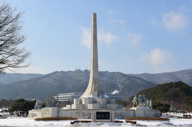 육군본부는 1989년 계룡대로 이전하면서 3군본부 계룡대 시대를 열었다. 계룡대=한재호 기자