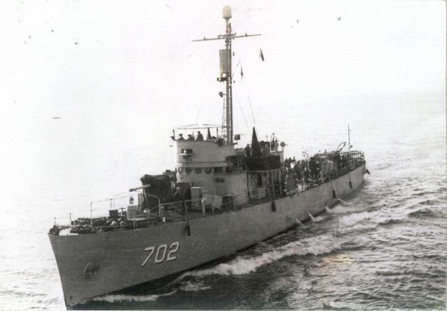 금강산함(PC-702)이 항해하는 모습. 사진 = 해군본부