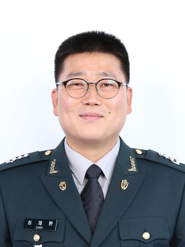 최 재 환 육군6사단 군종부 신앙선도장교·대위·신부 