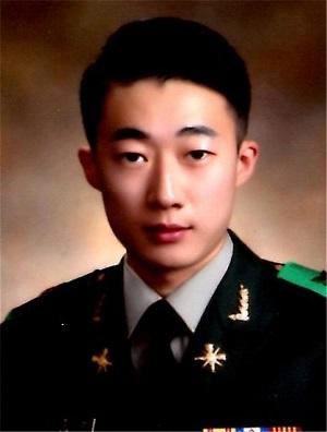 김효성 육군중사 
국군지휘통신사령부 
네트워크작전센터 