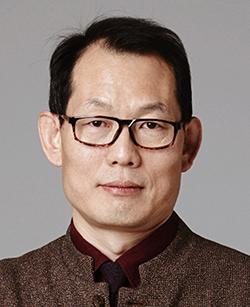 박현택 국립중앙박물관 디자인전문경력관·작가