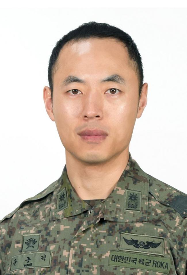 윤종덕 소령 육군항공학교 무기체계장교(교관) 