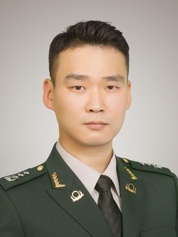 김도웅 육군7사단 군종참모부 교무·대위