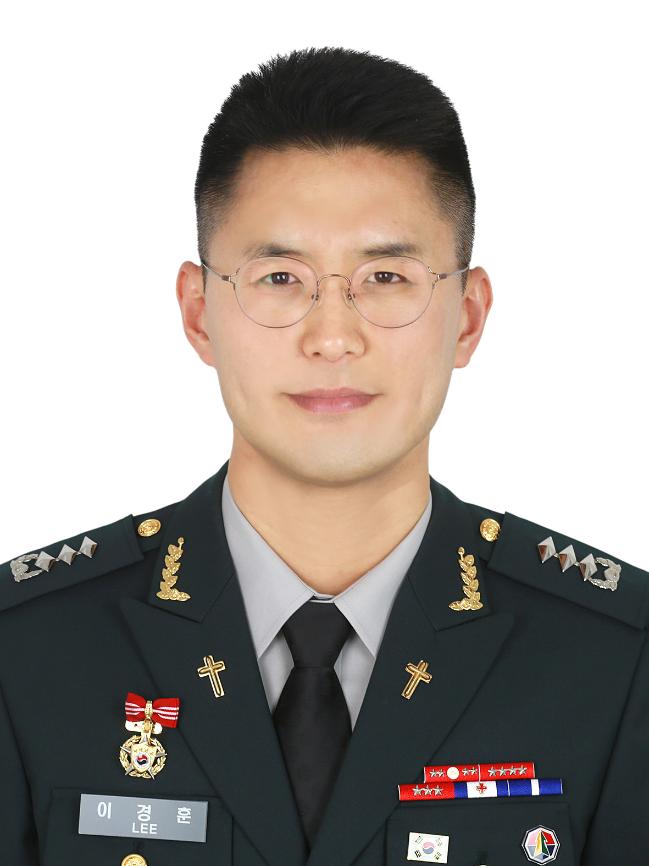 이경훈 육군미사일사령부 군종참모·목사·대위 