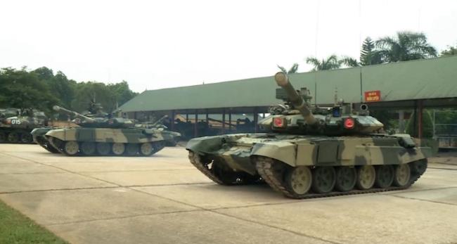 현지 언론을 통해 공개된 베트남 육군의 T-90S/SK 전차.  출처=janes.com