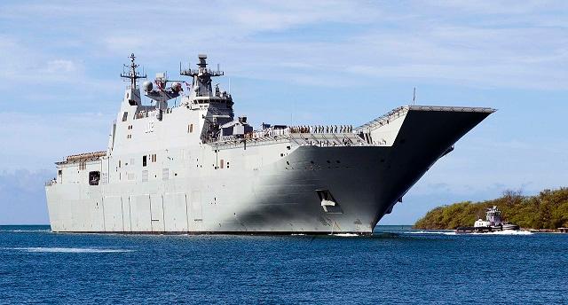 미국 하와이 근해에서 전개된 2016년 환태평양 연합해상훈련(RIMPAC 2016)에 참가한 호주의 강습상륙함 캔버라(HMAS Canberra). 사진 = 미 해군 홈페이지
