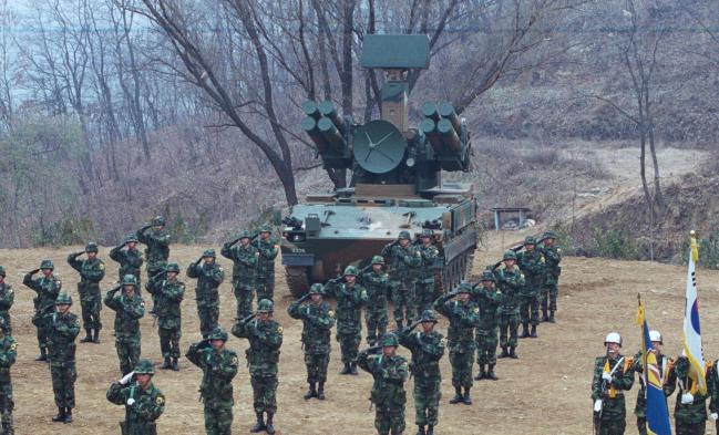 1999년 12월 육군수도방위사령부 천마중대 창설. 양산품에 앞서 시제를 배치하여 운용할 만큼 육군은 천마의 성능을 신뢰했다. 국방일보DB
