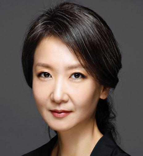 신 수 진 한국외국어대 초빙교수·사진심리학자