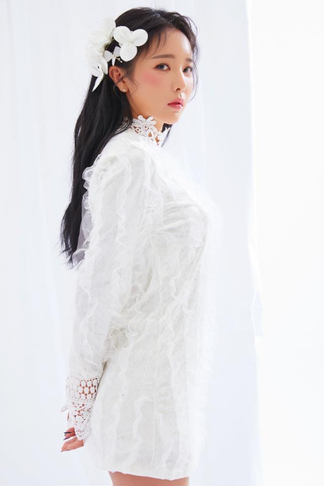 홍진영 사진=미스틱엔터테인먼트