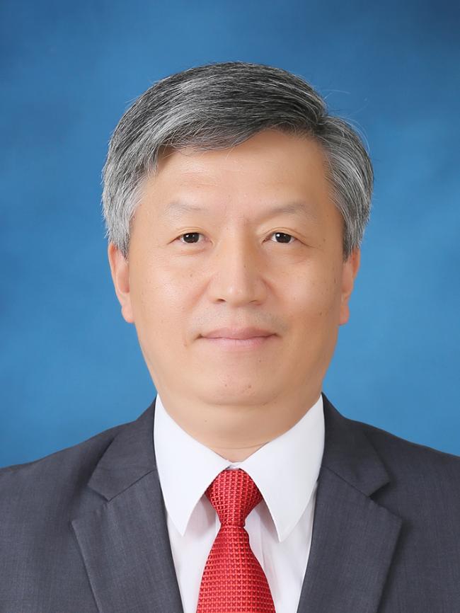 정 석 호 
(예) 육군중령 
前 주브라질 국방무관
