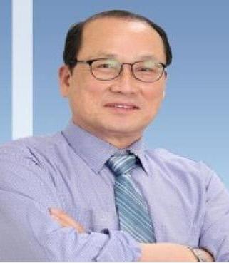 장 영 달 
前 국회 국방위원장 
