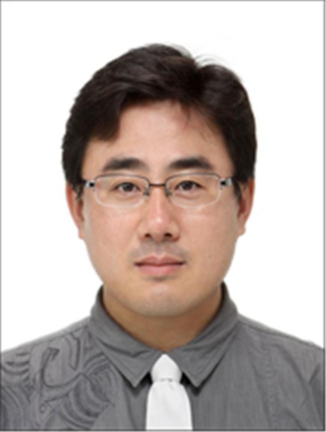
해군사관학교 국제관계학과 김지용 교수 