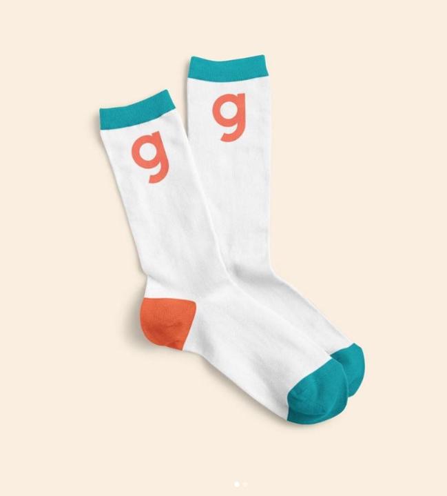 거스토의 양말. 거스토의 모든 직원들은 사내에서 양말만 신거나, 혹은 슬리퍼를 신고 일한다. 마치 집에서 일하는 것 같은 편안한 환경에서 일하고자 창업 초기부터 ‘양말 문화’를 유지 중이다.  사진=거스토