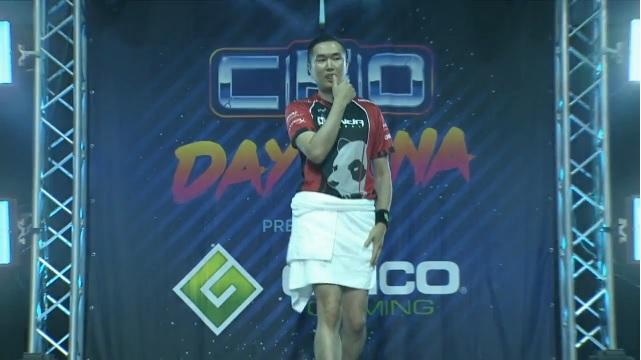 CEO2018 8강전 선수입장 장면에서 보여준 ‘잠입’ 이선우의 WWE 패러디 신은 여러 게임커뮤니티에서 상당한 화제를 불러일으켰다.  필자 제공