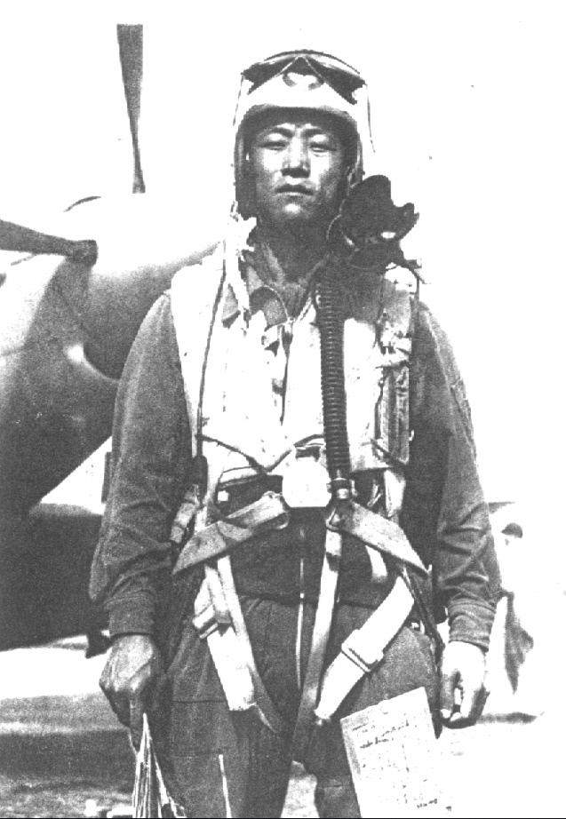 6·25전쟁 당시 자원입대해 89회 출격 후 전사한 공군 전투기 조종사 박두원(朴斗元·1926~1952) 대위. 사진=전쟁기념관 공식 홈페이지