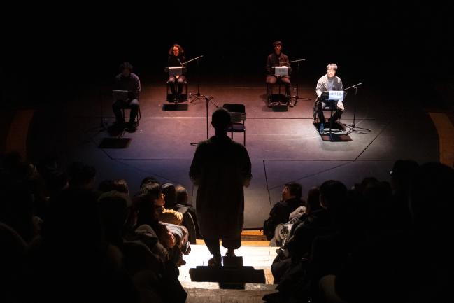 지난해 서치라이트 선정 작품이었던 ‘왕서개이야기’ 낭독공연 장면. 사진=남산예술센터.