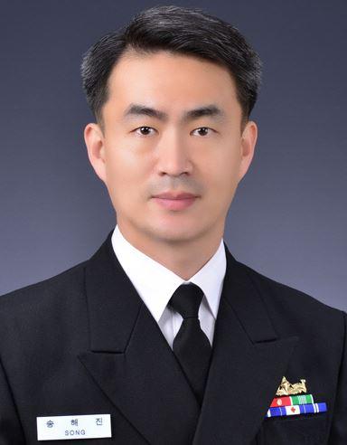 송해진 해군교육사 기초군사교육단 1신병교육대대장·중령 