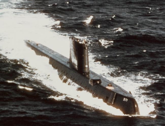 1955년 항해 중인 원자력잠수함 노틸러스. 미 해군 웹사이트