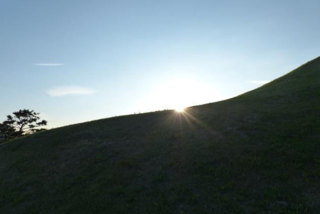 충남 공주시 송산리 고분군에 있는 무령왕릉. 백제 31명 임금 중 피장자가 밝혀진 유일한 능이다.  필자 제공