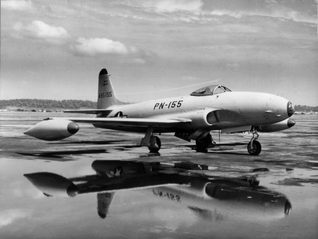 세계 최초의 제트기간 공중전에서 MiG-15를 격추시킨 F-80C. 미 공군 홈페이지