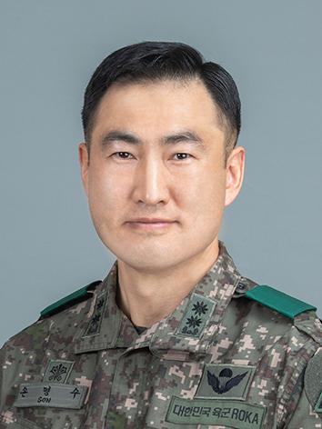 손 명 수 육군53사단 기동대대·중령 