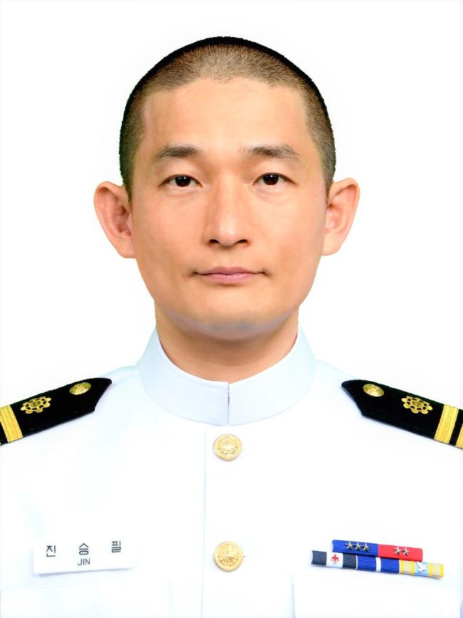 진승필 해군작전사령부 군종실장·법사·중령