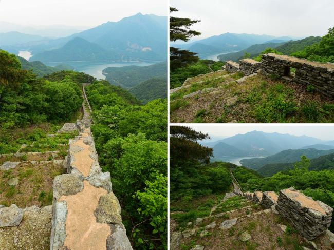 북문지와 서문지 사이의 성곽. 멀리 아래로 산과 호수가 어우러져 멋진 경치를 자랑하는 담양호가 보인다.