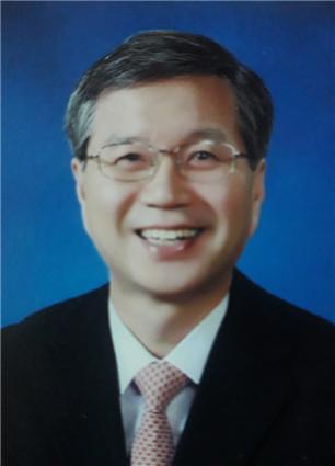 채 성 준 서경대학교 군사학과 교수