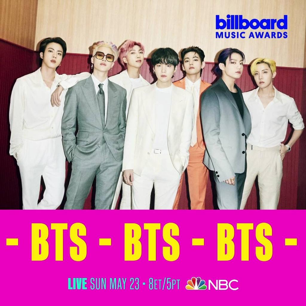 그룹 ‘방탄소년단’(BTS)이 한국 시간으로 오는 24일 열리는 미국 음악 시상식 ‘빌보드 뮤직 어워즈’(BBMA)에서 영어로 부른 새 디지털 싱글 ‘버터’(Butter)의 전 세계 TV 최초 무대를 선보인다. 
 사진=빌보드 뮤직 어워즈 SNS 캡처
