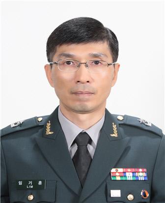 임 기 훈 육군준장 
국방부 정책기획차장