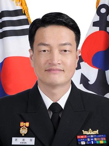 권효섭 중령 해군1함대사령부 부산함장
