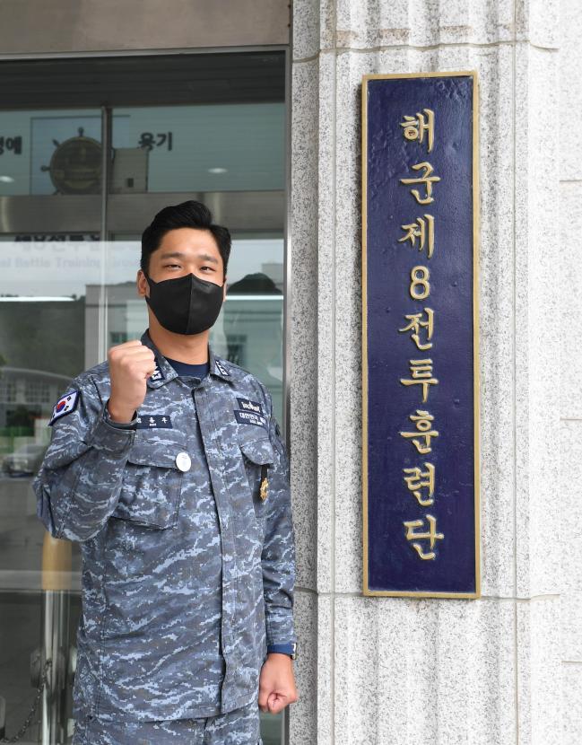 휴가 중 신속한 조치로 대형 화재를 막은 김용우 소령(진).