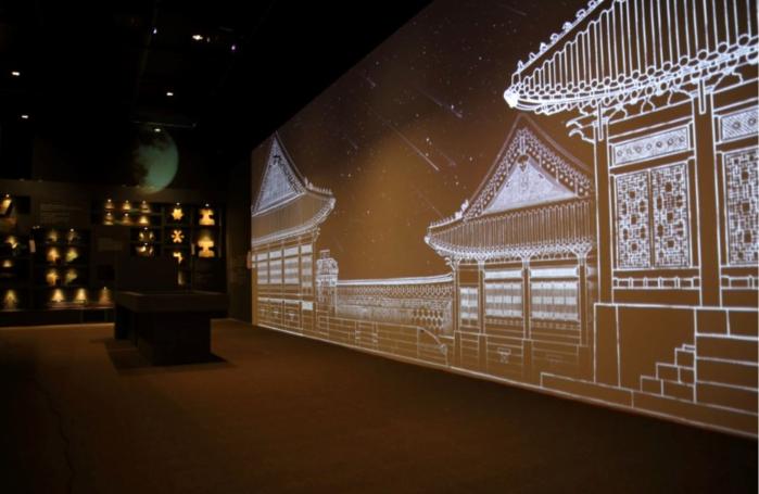 국립고궁박물관 특별전 ‘고궁연화’ 전시 전경.  
 사진=국립고궁박물관