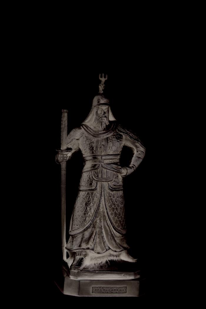 ‘충무공이순신장군상’ 모형 (1968).