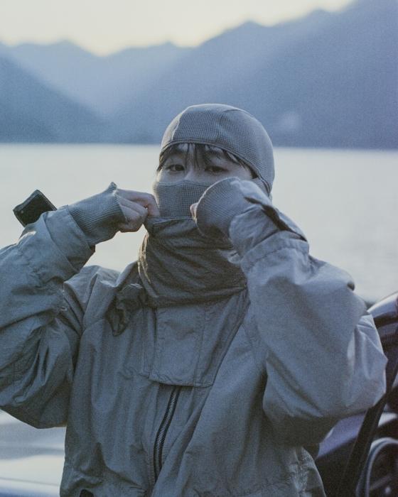 지난 24일 싱글 ‘리:업’(RE:UP)을 발표한 래퍼 쿠기.  
 사진=AOMG