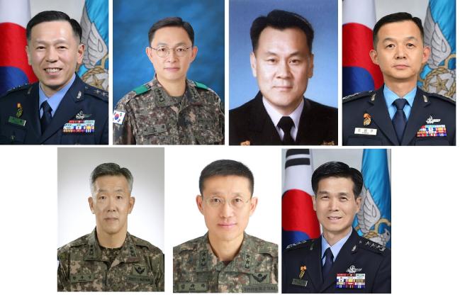 (윗줄 왼쪽부터) 박웅 합동참모차장, 여운태 육군참모차장, 김명수 해군참모차장, 윤병호 공군참모차장. (아랫줄 왼쪽부터) 황유성 군사안보지원사령관, 김규하 육군수도방위사령관, 박하식 공군작전사령관. 국방부 제공