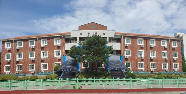 치악학사 전경.