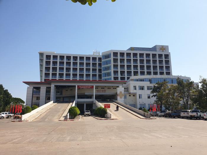 최근 개원한 비엔티안 시내의 제103 군인병원.