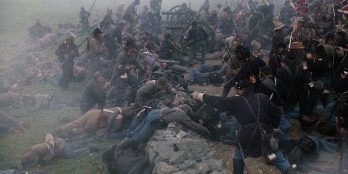 게티즈버그전투는 1863년 7월 1일부터 3일까지 벌어진 전투로 남북전쟁의 승패를 갈랐다. 영화 ‘게티즈버그’ 스틸컷. 필자 제공