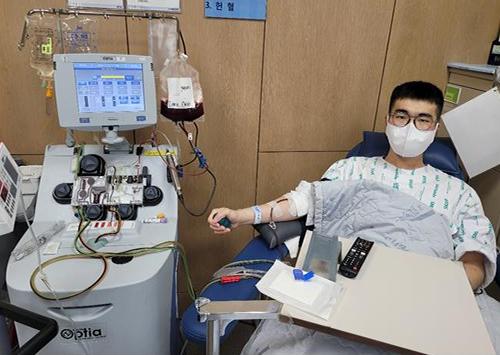 생면부지 백혈병 환자에게 조혈모세포를 기증한 육군2군단 정보통신단 배문호 대위. 부대 제공