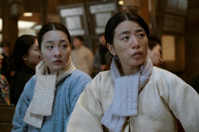 2022년 디즈니+에서 방영한 드라마 ‘파친코’의 한 장면.