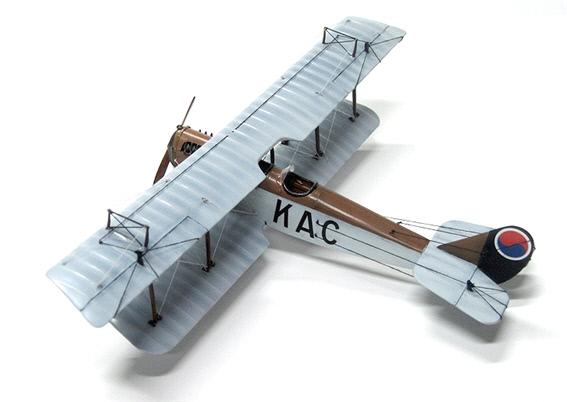 JN-4D 모형.