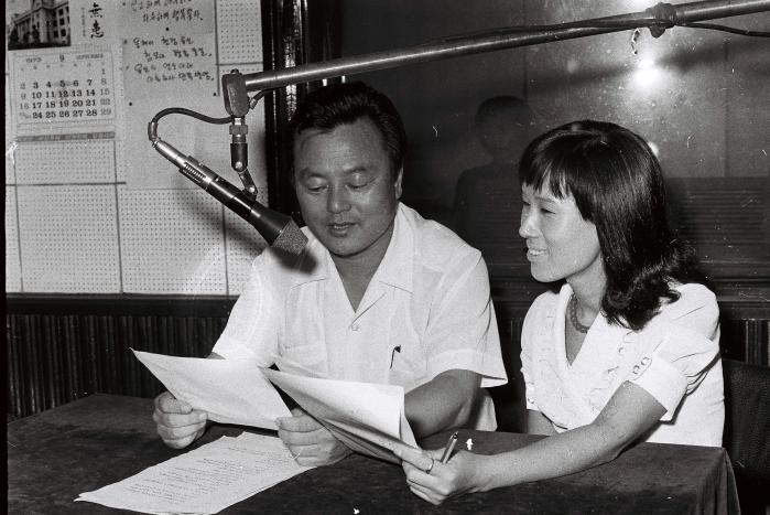 1979년 8월 18일 군 방송실 FM 방송.