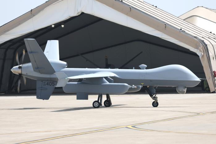 미 공군의 MQ-9 리퍼 무인공격기.