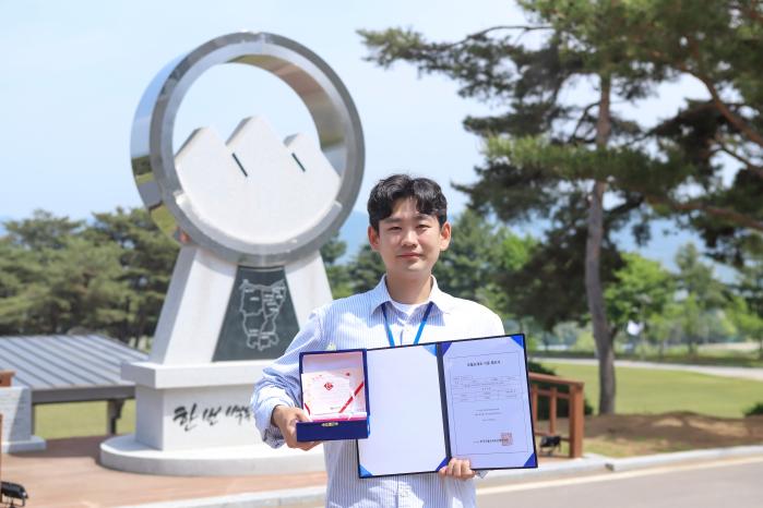 조혈모세포를 기증한 육군21보병사단 작전처 김성민 군무주무관.