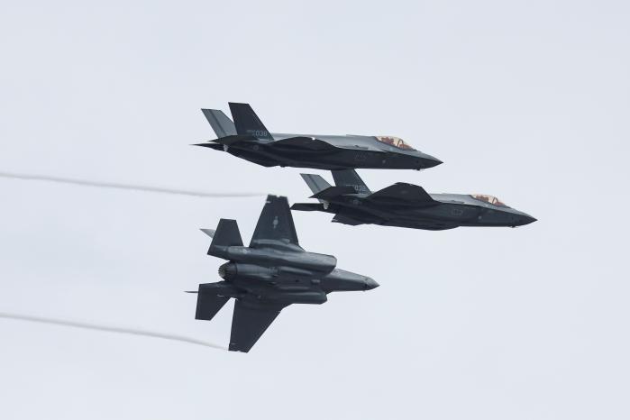 2024년 공군 F-35A 스텔스 전투기 비행.