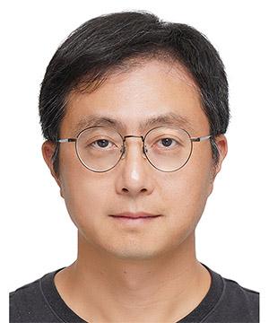 필자 한정훈 K엔터테크허브 대표는 일간지 기자로 일했고, 현재 한국과 미국을 오가며 AI·미디어·스트리밍·엔터 테크 분야를 취재하고 있다. 『디지털 인사이트 2025』(공저) 등을 썼다.