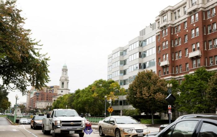 현순의 대한민국임시정부 주미공사관 사무실 건물(가운데 흰색 건물).