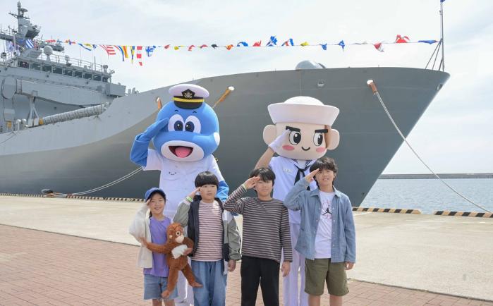 해군작전사령부는 부대개방 및 함정공개 행사를 열고 어린이들을 위한 다양한 이벤트를 진행했다. 부대 제공