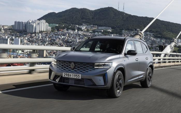 르노 그랑콜레오스 하이브리드.